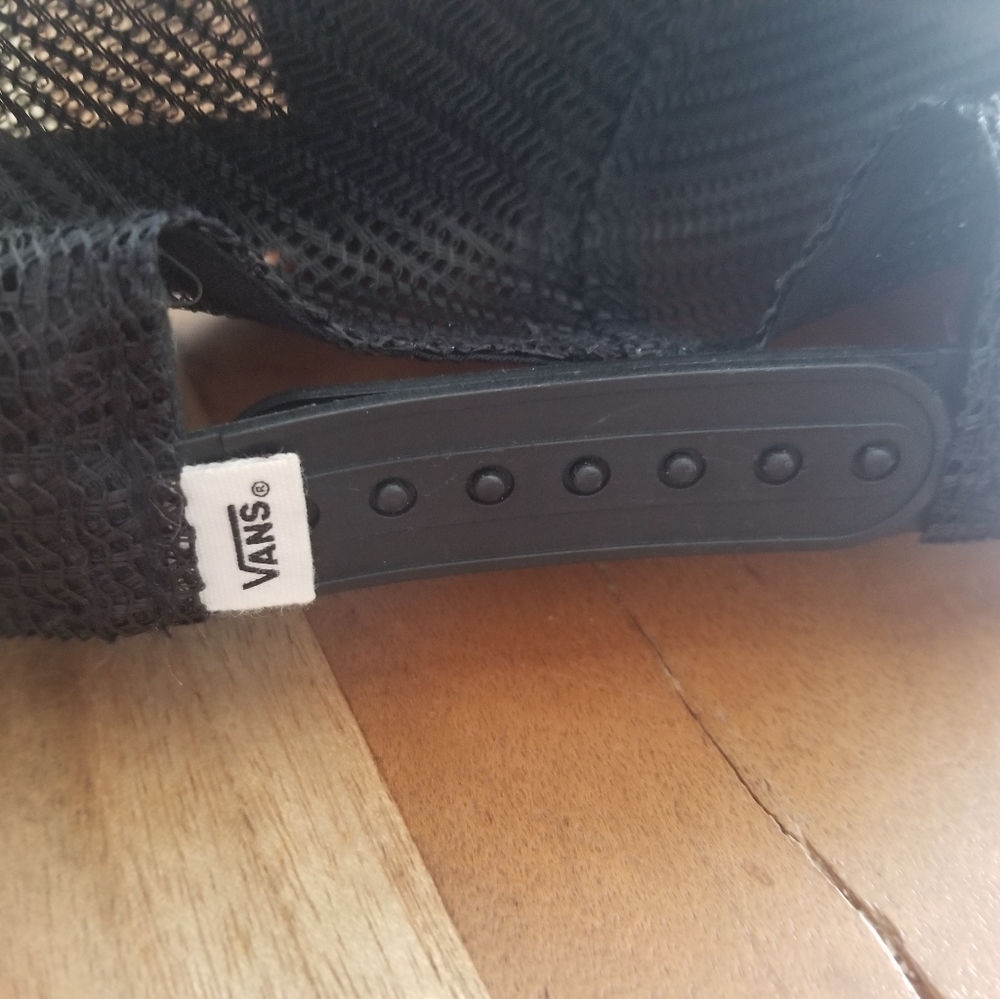 Vans hat - Picture 2 of 8